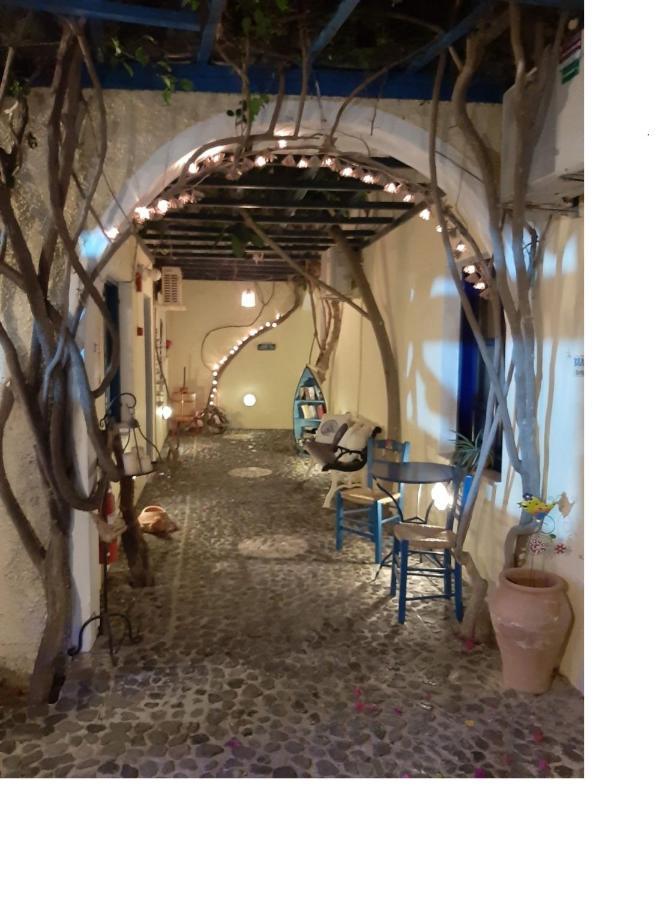 Villa Spyros Santorini ペリッサ エクステリア 写真